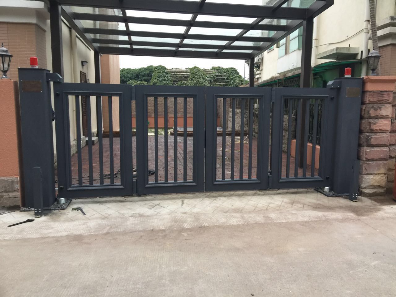 广安前锋区广安前锋区德阳市悬浮折叠门